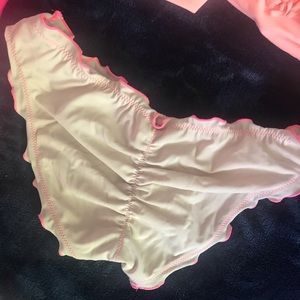 Scrunchie bottom swim size m